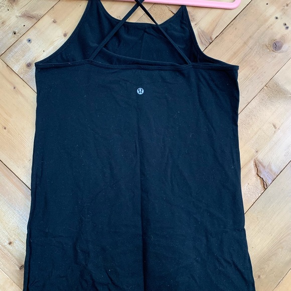Lululemon tank - Picture 2 of 3